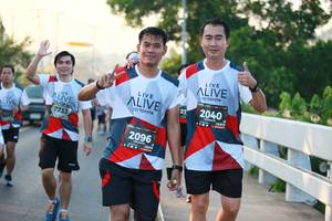 BIB: 2040, 7733, 2096
                            <button type="button" onclick="openModal(6396758)" class="btn btn-primary btn-sm float-right btn-popup" data-toggle="modal" data-target=".modal-high-quality">
                        <i class="fas fa-shopping-cart"></i> Add to Cart
                    </button>
                                            <button type="button" onclick="isThisMe(6396758, true)" class="btn btn-success btn-sm float-right btn-popup btn-isme hidden" data-toggle="tooltip" data-placement="bottom" title="นี่คือรูปของคุณใช่ไหม คลิกที่นี่เพื่อเอาเข้าอัลบั้ม">
                        <i class="fas fa-plus"></i> Add to album
                    </button>
                    <button type="button" onclick="isThisMe(6396758, false)" class="btn btn-warning btn-sm float-right btn-popup btn-isnotme hidden">
                        <i class="fas fa-ban"></i> Remove from album
                    </button>