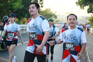 BIB: 3022, 7166, 128, 2952, 124
                            <button type="button" onclick="openModal(6401956)" class="btn btn-primary btn-sm float-right btn-popup" data-toggle="modal" data-target=".modal-high-quality">
                        <i class="fas fa-shopping-cart"></i> Add to Cart
                    </button>
                                            <button type="button" onclick="isThisMe(6401956, true)" class="btn btn-success btn-sm float-right btn-popup btn-isme hidden" data-toggle="tooltip" data-placement="bottom" title="นี่คือรูปของคุณใช่ไหม คลิกที่นี่เพื่อเอาเข้าอัลบั้ม">
                        <i class="fas fa-plus"></i> Add to album
                    </button>
                    <button type="button" onclick="isThisMe(6401956, false)" class="btn btn-warning btn-sm float-right btn-popup btn-isnotme hidden">
                        <i class="fas fa-ban"></i> Remove from album
                    </button>