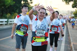 BIB: 7853, 7628, 7992
                            <button type="button" onclick="openModal(6397044)" class="btn btn-primary btn-sm float-right btn-popup" data-toggle="modal" data-target=".modal-high-quality">
                        <i class="fas fa-shopping-cart"></i> Add to Cart
                    </button>
                                            <button type="button" onclick="isThisMe(6397044, true)" class="btn btn-success btn-sm float-right btn-popup btn-isme hidden" data-toggle="tooltip" data-placement="bottom" title="นี่คือรูปของคุณใช่ไหม คลิกที่นี่เพื่อเอาเข้าอัลบั้ม">
                        <i class="fas fa-plus"></i> Add to album
                    </button>
                    <button type="button" onclick="isThisMe(6397044, false)" class="btn btn-warning btn-sm float-right btn-popup btn-isnotme hidden">
                        <i class="fas fa-ban"></i> Remove from album
                    </button>