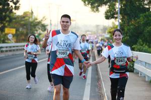 BIB: 7091, 7261, 7147
                            <button type="button" onclick="openModal(6399058)" class="btn btn-primary btn-sm float-right btn-popup" data-toggle="modal" data-target=".modal-high-quality">
                        <i class="fas fa-shopping-cart"></i> Add to Cart
                    </button>
                                            <button type="button" onclick="isThisMe(6399058, true)" class="btn btn-success btn-sm float-right btn-popup btn-isme hidden" data-toggle="tooltip" data-placement="bottom" title="นี่คือรูปของคุณใช่ไหม คลิกที่นี่เพื่อเอาเข้าอัลบั้ม">
                        <i class="fas fa-plus"></i> Add to album
                    </button>
                    <button type="button" onclick="isThisMe(6399058, false)" class="btn btn-warning btn-sm float-right btn-popup btn-isnotme hidden">
                        <i class="fas fa-ban"></i> Remove from album
                    </button>