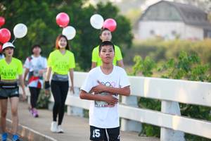 BIB: 
                            <button type="button" onclick="openModal(6402517)" class="btn btn-primary btn-sm float-right btn-popup" data-toggle="modal" data-target=".modal-high-quality">
                        <i class="fas fa-shopping-cart"></i> Add to Cart
                    </button>
                                            <button type="button" onclick="isThisMe(6402517, true)" class="btn btn-success btn-sm float-right btn-popup btn-isme hidden" data-toggle="tooltip" data-placement="bottom" title="นี่คือรูปของคุณใช่ไหม คลิกที่นี่เพื่อเอาเข้าอัลบั้ม">
                        <i class="fas fa-plus"></i> Add to album
                    </button>
                    <button type="button" onclick="isThisMe(6402517, false)" class="btn btn-warning btn-sm float-right btn-popup btn-isnotme hidden">
                        <i class="fas fa-ban"></i> Remove from album
                    </button>