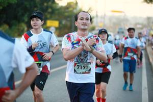 BIB: 7171
                            <button type="button" onclick="openModal(6392105)" class="btn btn-primary btn-sm float-right btn-popup" data-toggle="modal" data-target=".modal-high-quality">
                        <i class="fas fa-shopping-cart"></i> Add to Cart
                    </button>
                                            <button type="button" onclick="isThisMe(6392105, true)" class="btn btn-success btn-sm float-right btn-popup btn-isme hidden" data-toggle="tooltip" data-placement="bottom" title="นี่คือรูปของคุณใช่ไหม คลิกที่นี่เพื่อเอาเข้าอัลบั้ม">
                        <i class="fas fa-plus"></i> Add to album
                    </button>
                    <button type="button" onclick="isThisMe(6392105, false)" class="btn btn-warning btn-sm float-right btn-popup btn-isnotme hidden">
                        <i class="fas fa-ban"></i> Remove from album
                    </button>