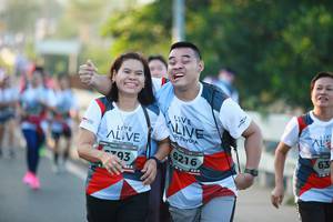 BIB: 6216, 793
                            <button type="button" onclick="openModal(6402879)" class="btn btn-primary btn-sm float-right btn-popup" data-toggle="modal" data-target=".modal-high-quality">
                        <i class="fas fa-shopping-cart"></i> Add to Cart
                    </button>
                                            <button type="button" onclick="isThisMe(6402879, true)" class="btn btn-success btn-sm float-right btn-popup btn-isme hidden" data-toggle="tooltip" data-placement="bottom" title="นี่คือรูปของคุณใช่ไหม คลิกที่นี่เพื่อเอาเข้าอัลบั้ม">
                        <i class="fas fa-plus"></i> Add to album
                    </button>
                    <button type="button" onclick="isThisMe(6402879, false)" class="btn btn-warning btn-sm float-right btn-popup btn-isnotme hidden">
                        <i class="fas fa-ban"></i> Remove from album
                    </button>