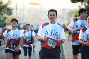 BIB: 6263, 2181
                            <button type="button" onclick="openModal(6401918)" class="btn btn-primary btn-sm float-right btn-popup" data-toggle="modal" data-target=".modal-high-quality">
                        <i class="fas fa-shopping-cart"></i> Add to Cart
                    </button>
                                            <button type="button" onclick="isThisMe(6401918, true)" class="btn btn-success btn-sm float-right btn-popup btn-isme hidden" data-toggle="tooltip" data-placement="bottom" title="นี่คือรูปของคุณใช่ไหม คลิกที่นี่เพื่อเอาเข้าอัลบั้ม">
                        <i class="fas fa-plus"></i> Add to album
                    </button>
                    <button type="button" onclick="isThisMe(6401918, false)" class="btn btn-warning btn-sm float-right btn-popup btn-isnotme hidden">
                        <i class="fas fa-ban"></i> Remove from album
                    </button>