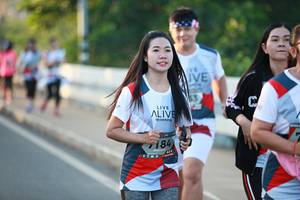 BIB: 184
                            <button type="button" onclick="openModal(6402966)" class="btn btn-primary btn-sm float-right btn-popup" data-toggle="modal" data-target=".modal-high-quality">
                        <i class="fas fa-shopping-cart"></i> Add to Cart
                    </button>
                                            <button type="button" onclick="isThisMe(6402966, true)" class="btn btn-success btn-sm float-right btn-popup btn-isme hidden" data-toggle="tooltip" data-placement="bottom" title="นี่คือรูปของคุณใช่ไหม คลิกที่นี่เพื่อเอาเข้าอัลบั้ม">
                        <i class="fas fa-plus"></i> Add to album
                    </button>
                    <button type="button" onclick="isThisMe(6402966, false)" class="btn btn-warning btn-sm float-right btn-popup btn-isnotme hidden">
                        <i class="fas fa-ban"></i> Remove from album
                    </button>