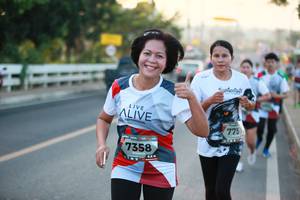 BIB: 775, 7358
                            <button type="button" onclick="openModal(6392566)" class="btn btn-primary btn-sm float-right btn-popup" data-toggle="modal" data-target=".modal-high-quality">
                        <i class="fas fa-shopping-cart"></i> Add to Cart
                    </button>
                                            <button type="button" onclick="isThisMe(6392566, true)" class="btn btn-success btn-sm float-right btn-popup btn-isme hidden" data-toggle="tooltip" data-placement="bottom" title="นี่คือรูปของคุณใช่ไหม คลิกที่นี่เพื่อเอาเข้าอัลบั้ม">
                        <i class="fas fa-plus"></i> Add to album
                    </button>
                    <button type="button" onclick="isThisMe(6392566, false)" class="btn btn-warning btn-sm float-right btn-popup btn-isnotme hidden">
                        <i class="fas fa-ban"></i> Remove from album
                    </button>