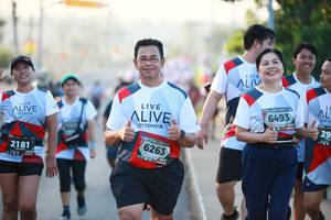 BIB: 6493, 6263, 2181
                            <button type="button" onclick="openModal(6401904)" class="btn btn-primary btn-sm float-right btn-popup" data-toggle="modal" data-target=".modal-high-quality">
                        <i class="fas fa-shopping-cart"></i> Add to Cart
                    </button>
                                            <button type="button" onclick="isThisMe(6401904, true)" class="btn btn-success btn-sm float-right btn-popup btn-isme hidden" data-toggle="tooltip" data-placement="bottom" title="นี่คือรูปของคุณใช่ไหม คลิกที่นี่เพื่อเอาเข้าอัลบั้ม">
                        <i class="fas fa-plus"></i> Add to album
                    </button>
                    <button type="button" onclick="isThisMe(6401904, false)" class="btn btn-warning btn-sm float-right btn-popup btn-isnotme hidden">
                        <i class="fas fa-ban"></i> Remove from album
                    </button>