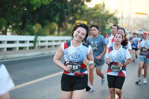 BIB: 6405, 124
                            <button type="button" onclick="openModal(6394912)" class="btn btn-primary btn-sm float-right btn-popup" data-toggle="modal" data-target=".modal-high-quality">
                        <i class="fas fa-shopping-cart"></i> Add to Cart
                    </button>
                                            <button type="button" onclick="isThisMe(6394912, true)" class="btn btn-success btn-sm float-right btn-popup btn-isme hidden" data-toggle="tooltip" data-placement="bottom" title="นี่คือรูปของคุณใช่ไหม คลิกที่นี่เพื่อเอาเข้าอัลบั้ม">
                        <i class="fas fa-plus"></i> Add to album
                    </button>
                    <button type="button" onclick="isThisMe(6394912, false)" class="btn btn-warning btn-sm float-right btn-popup btn-isnotme hidden">
                        <i class="fas fa-ban"></i> Remove from album
                    </button>