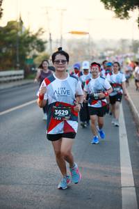 BIB: 3629
                            <button type="button" onclick="openModal(6395195)" class="btn btn-primary btn-sm float-right btn-popup" data-toggle="modal" data-target=".modal-high-quality">
                        <i class="fas fa-shopping-cart"></i> Add to Cart
                    </button>
                                            <button type="button" onclick="isThisMe(6395195, true)" class="btn btn-success btn-sm float-right btn-popup btn-isme hidden" data-toggle="tooltip" data-placement="bottom" title="นี่คือรูปของคุณใช่ไหม คลิกที่นี่เพื่อเอาเข้าอัลบั้ม">
                        <i class="fas fa-plus"></i> Add to album
                    </button>
                    <button type="button" onclick="isThisMe(6395195, false)" class="btn btn-warning btn-sm float-right btn-popup btn-isnotme hidden">
                        <i class="fas fa-ban"></i> Remove from album
                    </button>