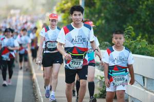 BIB: 7161, 7737, 7869
                            <button type="button" onclick="openModal(6399397)" class="btn btn-primary btn-sm float-right btn-popup" data-toggle="modal" data-target=".modal-high-quality">
                        <i class="fas fa-shopping-cart"></i> Add to Cart
                    </button>
                                            <button type="button" onclick="isThisMe(6399397, true)" class="btn btn-success btn-sm float-right btn-popup btn-isme hidden" data-toggle="tooltip" data-placement="bottom" title="นี่คือรูปของคุณใช่ไหม คลิกที่นี่เพื่อเอาเข้าอัลบั้ม">
                        <i class="fas fa-plus"></i> Add to album
                    </button>
                    <button type="button" onclick="isThisMe(6399397, false)" class="btn btn-warning btn-sm float-right btn-popup btn-isnotme hidden">
                        <i class="fas fa-ban"></i> Remove from album
                    </button>