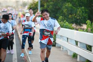 BIB: 3857, 5509
                            <button type="button" onclick="openModal(6394211)" class="btn btn-primary btn-sm float-right btn-popup" data-toggle="modal" data-target=".modal-high-quality">
                        <i class="fas fa-shopping-cart"></i> Add to Cart
                    </button>
                                            <button type="button" onclick="isThisMe(6394211, true)" class="btn btn-success btn-sm float-right btn-popup btn-isme hidden" data-toggle="tooltip" data-placement="bottom" title="นี่คือรูปของคุณใช่ไหม คลิกที่นี่เพื่อเอาเข้าอัลบั้ม">
                        <i class="fas fa-plus"></i> Add to album
                    </button>
                    <button type="button" onclick="isThisMe(6394211, false)" class="btn btn-warning btn-sm float-right btn-popup btn-isnotme hidden">
                        <i class="fas fa-ban"></i> Remove from album
                    </button>