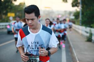 BIB: 929
                            <button type="button" onclick="openModal(6392023)" class="btn btn-primary btn-sm float-right btn-popup" data-toggle="modal" data-target=".modal-high-quality">
                        <i class="fas fa-shopping-cart"></i> Add to Cart
                    </button>
                                            <button type="button" onclick="isThisMe(6392023, true)" class="btn btn-success btn-sm float-right btn-popup btn-isme hidden" data-toggle="tooltip" data-placement="bottom" title="นี่คือรูปของคุณใช่ไหม คลิกที่นี่เพื่อเอาเข้าอัลบั้ม">
                        <i class="fas fa-plus"></i> Add to album
                    </button>
                    <button type="button" onclick="isThisMe(6392023, false)" class="btn btn-warning btn-sm float-right btn-popup btn-isnotme hidden">
                        <i class="fas fa-ban"></i> Remove from album
                    </button>