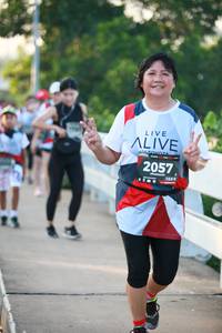 BIB: 2057, 128
                            <button type="button" onclick="openModal(6401699)" class="btn btn-primary btn-sm float-right btn-popup" data-toggle="modal" data-target=".modal-high-quality">
                        <i class="fas fa-shopping-cart"></i> Add to Cart
                    </button>
                                            <button type="button" onclick="isThisMe(6401699, true)" class="btn btn-success btn-sm float-right btn-popup btn-isme hidden" data-toggle="tooltip" data-placement="bottom" title="นี่คือรูปของคุณใช่ไหม คลิกที่นี่เพื่อเอาเข้าอัลบั้ม">
                        <i class="fas fa-plus"></i> Add to album
                    </button>
                    <button type="button" onclick="isThisMe(6401699, false)" class="btn btn-warning btn-sm float-right btn-popup btn-isnotme hidden">
                        <i class="fas fa-ban"></i> Remove from album
                    </button>