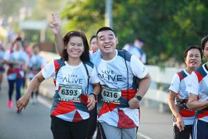 BIB: 6216, 6393
                            <button type="button" onclick="openModal(6402874)" class="btn btn-primary btn-sm float-right btn-popup" data-toggle="modal" data-target=".modal-high-quality">
                        <i class="fas fa-shopping-cart"></i> Add to Cart
                    </button>
                                            <button type="button" onclick="isThisMe(6402874, true)" class="btn btn-success btn-sm float-right btn-popup btn-isme hidden" data-toggle="tooltip" data-placement="bottom" title="นี่คือรูปของคุณใช่ไหม คลิกที่นี่เพื่อเอาเข้าอัลบั้ม">
                        <i class="fas fa-plus"></i> Add to album
                    </button>
                    <button type="button" onclick="isThisMe(6402874, false)" class="btn btn-warning btn-sm float-right btn-popup btn-isnotme hidden">
                        <i class="fas fa-ban"></i> Remove from album
                    </button>