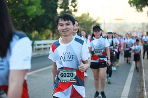 BIB: 6020
                            <button type="button" onclick="openModal(6400532)" class="btn btn-primary btn-sm float-right btn-popup" data-toggle="modal" data-target=".modal-high-quality">
                        <i class="fas fa-shopping-cart"></i> Add to Cart
                    </button>
                                            <button type="button" onclick="isThisMe(6400532, true)" class="btn btn-success btn-sm float-right btn-popup btn-isme hidden" data-toggle="tooltip" data-placement="bottom" title="นี่คือรูปของคุณใช่ไหม คลิกที่นี่เพื่อเอาเข้าอัลบั้ม">
                        <i class="fas fa-plus"></i> Add to album
                    </button>
                    <button type="button" onclick="isThisMe(6400532, false)" class="btn btn-warning btn-sm float-right btn-popup btn-isnotme hidden">
                        <i class="fas fa-ban"></i> Remove from album
                    </button>