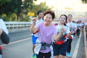 BIB: 
                            <button type="button" onclick="openModal(6400326)" class="btn btn-primary btn-sm float-right btn-popup" data-toggle="modal" data-target=".modal-high-quality">
                        <i class="fas fa-shopping-cart"></i> Add to Cart
                    </button>
                                            <button type="button" onclick="isThisMe(6400326, true)" class="btn btn-success btn-sm float-right btn-popup btn-isme hidden" data-toggle="tooltip" data-placement="bottom" title="นี่คือรูปของคุณใช่ไหม คลิกที่นี่เพื่อเอาเข้าอัลบั้ม">
                        <i class="fas fa-plus"></i> Add to album
                    </button>
                    <button type="button" onclick="isThisMe(6400326, false)" class="btn btn-warning btn-sm float-right btn-popup btn-isnotme hidden">
                        <i class="fas fa-ban"></i> Remove from album
                    </button>