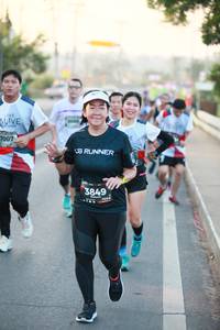 BIB: 7007, 3849
                            <button type="button" onclick="openModal(6390273)" class="btn btn-primary btn-sm float-right btn-popup" data-toggle="modal" data-target=".modal-high-quality">
                        <i class="fas fa-shopping-cart"></i> Add to Cart
                    </button>
                                            <button type="button" onclick="isThisMe(6390273, true)" class="btn btn-success btn-sm float-right btn-popup btn-isme hidden" data-toggle="tooltip" data-placement="bottom" title="นี่คือรูปของคุณใช่ไหม คลิกที่นี่เพื่อเอาเข้าอัลบั้ม">
                        <i class="fas fa-plus"></i> Add to album
                    </button>
                    <button type="button" onclick="isThisMe(6390273, false)" class="btn btn-warning btn-sm float-right btn-popup btn-isnotme hidden">
                        <i class="fas fa-ban"></i> Remove from album
                    </button>