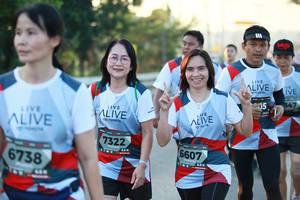 BIB: 547, 7322, 6738, 607
                            <button type="button" onclick="openModal(6398701)" class="btn btn-primary btn-sm float-right btn-popup" data-toggle="modal" data-target=".modal-high-quality">
                        <i class="fas fa-shopping-cart"></i> Add to Cart
                    </button>
                                            <button type="button" onclick="isThisMe(6398701, true)" class="btn btn-success btn-sm float-right btn-popup btn-isme hidden" data-toggle="tooltip" data-placement="bottom" title="นี่คือรูปของคุณใช่ไหม คลิกที่นี่เพื่อเอาเข้าอัลบั้ม">
                        <i class="fas fa-plus"></i> Add to album
                    </button>
                    <button type="button" onclick="isThisMe(6398701, false)" class="btn btn-warning btn-sm float-right btn-popup btn-isnotme hidden">
                        <i class="fas fa-ban"></i> Remove from album
                    </button>