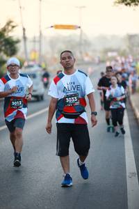 BIB: 3012, 3033
                            <button type="button" onclick="openModal(6395456)" class="btn btn-primary btn-sm float-right btn-popup" data-toggle="modal" data-target=".modal-high-quality">
                        <i class="fas fa-shopping-cart"></i> Add to Cart
                    </button>
                                            <button type="button" onclick="isThisMe(6395456, true)" class="btn btn-success btn-sm float-right btn-popup btn-isme hidden" data-toggle="tooltip" data-placement="bottom" title="นี่คือรูปของคุณใช่ไหม คลิกที่นี่เพื่อเอาเข้าอัลบั้ม">
                        <i class="fas fa-plus"></i> Add to album
                    </button>
                    <button type="button" onclick="isThisMe(6395456, false)" class="btn btn-warning btn-sm float-right btn-popup btn-isnotme hidden">
                        <i class="fas fa-ban"></i> Remove from album
                    </button>