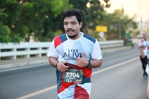 BIB: 3704, 128
                            <button type="button" onclick="openModal(6391370)" class="btn btn-primary btn-sm float-right btn-popup" data-toggle="modal" data-target=".modal-high-quality">
                        <i class="fas fa-shopping-cart"></i> Add to Cart
                    </button>
                                            <button type="button" onclick="isThisMe(6391370, true)" class="btn btn-success btn-sm float-right btn-popup btn-isme hidden" data-toggle="tooltip" data-placement="bottom" title="นี่คือรูปของคุณใช่ไหม คลิกที่นี่เพื่อเอาเข้าอัลบั้ม">
                        <i class="fas fa-plus"></i> Add to album
                    </button>
                    <button type="button" onclick="isThisMe(6391370, false)" class="btn btn-warning btn-sm float-right btn-popup btn-isnotme hidden">
                        <i class="fas fa-ban"></i> Remove from album
                    </button>