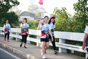 BIB: 2641, 7236
                            <button type="button" onclick="openModal(6402609)" class="btn btn-primary btn-sm float-right btn-popup" data-toggle="modal" data-target=".modal-high-quality">
                        <i class="fas fa-shopping-cart"></i> Add to Cart
                    </button>
                                            <button type="button" onclick="isThisMe(6402609, true)" class="btn btn-success btn-sm float-right btn-popup btn-isme hidden" data-toggle="tooltip" data-placement="bottom" title="นี่คือรูปของคุณใช่ไหม คลิกที่นี่เพื่อเอาเข้าอัลบั้ม">
                        <i class="fas fa-plus"></i> Add to album
                    </button>
                    <button type="button" onclick="isThisMe(6402609, false)" class="btn btn-warning btn-sm float-right btn-popup btn-isnotme hidden">
                        <i class="fas fa-ban"></i> Remove from album
                    </button>