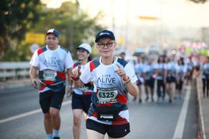 BIB: 7077, 6325
                            <button type="button" onclick="openModal(6402192)" class="btn btn-primary btn-sm float-right btn-popup" data-toggle="modal" data-target=".modal-high-quality">
                        <i class="fas fa-shopping-cart"></i> Add to Cart
                    </button>
                                            <button type="button" onclick="isThisMe(6402192, true)" class="btn btn-success btn-sm float-right btn-popup btn-isme hidden" data-toggle="tooltip" data-placement="bottom" title="นี่คือรูปของคุณใช่ไหม คลิกที่นี่เพื่อเอาเข้าอัลบั้ม">
                        <i class="fas fa-plus"></i> Add to album
                    </button>
                    <button type="button" onclick="isThisMe(6402192, false)" class="btn btn-warning btn-sm float-right btn-popup btn-isnotme hidden">
                        <i class="fas fa-ban"></i> Remove from album
                    </button>