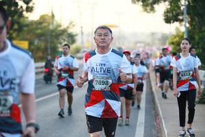 BIB: 6312, 7698
                            <button type="button" onclick="openModal(6399324)" class="btn btn-primary btn-sm float-right btn-popup" data-toggle="modal" data-target=".modal-high-quality">
                        <i class="fas fa-shopping-cart"></i> Add to Cart
                    </button>
                                            <button type="button" onclick="isThisMe(6399324, true)" class="btn btn-success btn-sm float-right btn-popup btn-isme hidden" data-toggle="tooltip" data-placement="bottom" title="นี่คือรูปของคุณใช่ไหม คลิกที่นี่เพื่อเอาเข้าอัลบั้ม">
                        <i class="fas fa-plus"></i> Add to album
                    </button>
                    <button type="button" onclick="isThisMe(6399324, false)" class="btn btn-warning btn-sm float-right btn-popup btn-isnotme hidden">
                        <i class="fas fa-ban"></i> Remove from album
                    </button>