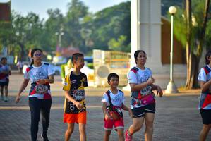 BIB: 6425, 6555, 6490
                            <button type="button" onclick="openModal(6506067)" class="btn btn-primary btn-sm float-right btn-popup" data-toggle="modal" data-target=".modal-high-quality">
                        <i class="fas fa-shopping-cart"></i> Add to Cart
                    </button>
                                            <button type="button" onclick="isThisMe(6506067, true)" class="btn btn-success btn-sm float-right btn-popup btn-isme hidden" data-toggle="tooltip" data-placement="bottom" title="นี่คือรูปของคุณใช่ไหม คลิกที่นี่เพื่อเอาเข้าอัลบั้ม">
                        <i class="fas fa-plus"></i> Add to album
                    </button>
                    <button type="button" onclick="isThisMe(6506067, false)" class="btn btn-warning btn-sm float-right btn-popup btn-isnotme hidden">
                        <i class="fas fa-ban"></i> Remove from album
                    </button>