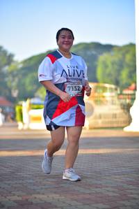 BIB: 732
                            <button type="button" onclick="openModal(6507871)" class="btn btn-primary btn-sm float-right btn-popup" data-toggle="modal" data-target=".modal-high-quality">
                        <i class="fas fa-shopping-cart"></i> Add to Cart
                    </button>
                                            <button type="button" onclick="isThisMe(6507871, true)" class="btn btn-success btn-sm float-right btn-popup btn-isme hidden" data-toggle="tooltip" data-placement="bottom" title="นี่คือรูปของคุณใช่ไหม คลิกที่นี่เพื่อเอาเข้าอัลบั้ม">
                        <i class="fas fa-plus"></i> Add to album
                    </button>
                    <button type="button" onclick="isThisMe(6507871, false)" class="btn btn-warning btn-sm float-right btn-popup btn-isnotme hidden">
                        <i class="fas fa-ban"></i> Remove from album
                    </button>