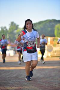 BIB: 7923
                            <button type="button" onclick="openModal(6508566)" class="btn btn-primary btn-sm float-right btn-popup" data-toggle="modal" data-target=".modal-high-quality">
                        <i class="fas fa-shopping-cart"></i> Add to Cart
                    </button>
                                            <button type="button" onclick="isThisMe(6508566, true)" class="btn btn-success btn-sm float-right btn-popup btn-isme hidden" data-toggle="tooltip" data-placement="bottom" title="นี่คือรูปของคุณใช่ไหม คลิกที่นี่เพื่อเอาเข้าอัลบั้ม">
                        <i class="fas fa-plus"></i> Add to album
                    </button>
                    <button type="button" onclick="isThisMe(6508566, false)" class="btn btn-warning btn-sm float-right btn-popup btn-isnotme hidden">
                        <i class="fas fa-ban"></i> Remove from album
                    </button>