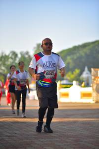 BIB: 6041
                            <button type="button" onclick="openModal(6510608)" class="btn btn-primary btn-sm float-right btn-popup" data-toggle="modal" data-target=".modal-high-quality">
                        <i class="fas fa-shopping-cart"></i> Add to Cart
                    </button>
                                            <button type="button" onclick="isThisMe(6510608, true)" class="btn btn-success btn-sm float-right btn-popup btn-isme hidden" data-toggle="tooltip" data-placement="bottom" title="นี่คือรูปของคุณใช่ไหม คลิกที่นี่เพื่อเอาเข้าอัลบั้ม">
                        <i class="fas fa-plus"></i> Add to album
                    </button>
                    <button type="button" onclick="isThisMe(6510608, false)" class="btn btn-warning btn-sm float-right btn-popup btn-isnotme hidden">
                        <i class="fas fa-ban"></i> Remove from album
                    </button>