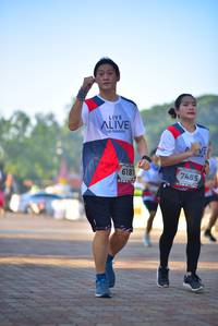 BIB: 6181, 7485
                            <button type="button" onclick="openModal(6507848)" class="btn btn-primary btn-sm float-right btn-popup" data-toggle="modal" data-target=".modal-high-quality">
                        <i class="fas fa-shopping-cart"></i> Add to Cart
                    </button>
                                            <button type="button" onclick="isThisMe(6507848, true)" class="btn btn-success btn-sm float-right btn-popup btn-isme hidden" data-toggle="tooltip" data-placement="bottom" title="นี่คือรูปของคุณใช่ไหม คลิกที่นี่เพื่อเอาเข้าอัลบั้ม">
                        <i class="fas fa-plus"></i> Add to album
                    </button>
                    <button type="button" onclick="isThisMe(6507848, false)" class="btn btn-warning btn-sm float-right btn-popup btn-isnotme hidden">
                        <i class="fas fa-ban"></i> Remove from album
                    </button>