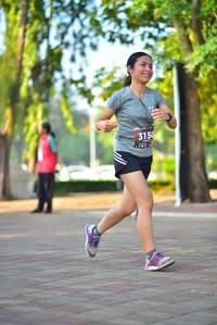 BIB: 3150
                            <button type="button" onclick="openModal(6507947)" class="btn btn-primary btn-sm float-right btn-popup" data-toggle="modal" data-target=".modal-high-quality">
                        <i class="fas fa-shopping-cart"></i> Add to Cart
                    </button>
                                            <button type="button" onclick="isThisMe(6507947, true)" class="btn btn-success btn-sm float-right btn-popup btn-isme hidden" data-toggle="tooltip" data-placement="bottom" title="นี่คือรูปของคุณใช่ไหม คลิกที่นี่เพื่อเอาเข้าอัลบั้ม">
                        <i class="fas fa-plus"></i> Add to album
                    </button>
                    <button type="button" onclick="isThisMe(6507947, false)" class="btn btn-warning btn-sm float-right btn-popup btn-isnotme hidden">
                        <i class="fas fa-ban"></i> Remove from album
                    </button>