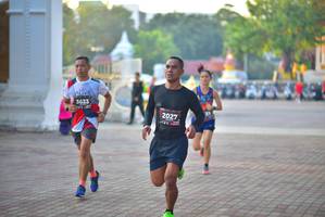 BIB: 3633, 2027
                            <button type="button" onclick="openModal(6512784)" class="btn btn-primary btn-sm float-right btn-popup" data-toggle="modal" data-target=".modal-high-quality">
                        <i class="fas fa-shopping-cart"></i> Add to Cart
                    </button>
                                            <button type="button" onclick="isThisMe(6512784, true)" class="btn btn-success btn-sm float-right btn-popup btn-isme hidden" data-toggle="tooltip" data-placement="bottom" title="นี่คือรูปของคุณใช่ไหม คลิกที่นี่เพื่อเอาเข้าอัลบั้ม">
                        <i class="fas fa-plus"></i> Add to album
                    </button>
                    <button type="button" onclick="isThisMe(6512784, false)" class="btn btn-warning btn-sm float-right btn-popup btn-isnotme hidden">
                        <i class="fas fa-ban"></i> Remove from album
                    </button>