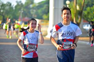 BIB: 7690, 7823
                            <button type="button" onclick="openModal(6504951)" class="btn btn-primary btn-sm float-right btn-popup" data-toggle="modal" data-target=".modal-high-quality">
                        <i class="fas fa-shopping-cart"></i> Add to Cart
                    </button>
                                            <button type="button" onclick="isThisMe(6504951, true)" class="btn btn-success btn-sm float-right btn-popup btn-isme hidden" data-toggle="tooltip" data-placement="bottom" title="นี่คือรูปของคุณใช่ไหม คลิกที่นี่เพื่อเอาเข้าอัลบั้ม">
                        <i class="fas fa-plus"></i> Add to album
                    </button>
                    <button type="button" onclick="isThisMe(6504951, false)" class="btn btn-warning btn-sm float-right btn-popup btn-isnotme hidden">
                        <i class="fas fa-ban"></i> Remove from album
                    </button>