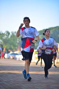 BIB: 618, 7485
                            <button type="button" onclick="openModal(6507841)" class="btn btn-primary btn-sm float-right btn-popup" data-toggle="modal" data-target=".modal-high-quality">
                        <i class="fas fa-shopping-cart"></i> Add to Cart
                    </button>
                                            <button type="button" onclick="isThisMe(6507841, true)" class="btn btn-success btn-sm float-right btn-popup btn-isme hidden" data-toggle="tooltip" data-placement="bottom" title="นี่คือรูปของคุณใช่ไหม คลิกที่นี่เพื่อเอาเข้าอัลบั้ม">
                        <i class="fas fa-plus"></i> Add to album
                    </button>
                    <button type="button" onclick="isThisMe(6507841, false)" class="btn btn-warning btn-sm float-right btn-popup btn-isnotme hidden">
                        <i class="fas fa-ban"></i> Remove from album
                    </button>