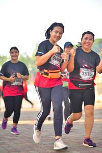 BIB: 6440, 7515, 160
                            <button type="button" onclick="openModal(6510544)" class="btn btn-primary btn-sm float-right btn-popup" data-toggle="modal" data-target=".modal-high-quality">
                        <i class="fas fa-shopping-cart"></i> Add to Cart
                    </button>
                                            <button type="button" onclick="isThisMe(6510544, true)" class="btn btn-success btn-sm float-right btn-popup btn-isme hidden" data-toggle="tooltip" data-placement="bottom" title="นี่คือรูปของคุณใช่ไหม คลิกที่นี่เพื่อเอาเข้าอัลบั้ม">
                        <i class="fas fa-plus"></i> Add to album
                    </button>
                    <button type="button" onclick="isThisMe(6510544, false)" class="btn btn-warning btn-sm float-right btn-popup btn-isnotme hidden">
                        <i class="fas fa-ban"></i> Remove from album
                    </button>