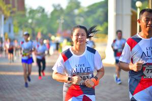 BIB: 383
                            <button type="button" onclick="openModal(6505724)" class="btn btn-primary btn-sm float-right btn-popup" data-toggle="modal" data-target=".modal-high-quality">
                        <i class="fas fa-shopping-cart"></i> Add to Cart
                    </button>
                                            <button type="button" onclick="isThisMe(6505724, true)" class="btn btn-success btn-sm float-right btn-popup btn-isme hidden" data-toggle="tooltip" data-placement="bottom" title="นี่คือรูปของคุณใช่ไหม คลิกที่นี่เพื่อเอาเข้าอัลบั้ม">
                        <i class="fas fa-plus"></i> Add to album
                    </button>
                    <button type="button" onclick="isThisMe(6505724, false)" class="btn btn-warning btn-sm float-right btn-popup btn-isnotme hidden">
                        <i class="fas fa-ban"></i> Remove from album
                    </button>