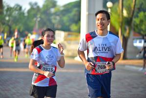 BIB: 769, 7823
                            <button type="button" onclick="openModal(6504954)" class="btn btn-primary btn-sm float-right btn-popup" data-toggle="modal" data-target=".modal-high-quality">
                        <i class="fas fa-shopping-cart"></i> Add to Cart
                    </button>
                                            <button type="button" onclick="isThisMe(6504954, true)" class="btn btn-success btn-sm float-right btn-popup btn-isme hidden" data-toggle="tooltip" data-placement="bottom" title="นี่คือรูปของคุณใช่ไหม คลิกที่นี่เพื่อเอาเข้าอัลบั้ม">
                        <i class="fas fa-plus"></i> Add to album
                    </button>
                    <button type="button" onclick="isThisMe(6504954, false)" class="btn btn-warning btn-sm float-right btn-popup btn-isnotme hidden">
                        <i class="fas fa-ban"></i> Remove from album
                    </button>