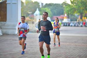 BIB: 3633
                            <button type="button" onclick="openModal(6512783)" class="btn btn-primary btn-sm float-right btn-popup" data-toggle="modal" data-target=".modal-high-quality">
                        <i class="fas fa-shopping-cart"></i> Add to Cart
                    </button>
                                            <button type="button" onclick="isThisMe(6512783, true)" class="btn btn-success btn-sm float-right btn-popup btn-isme hidden" data-toggle="tooltip" data-placement="bottom" title="นี่คือรูปของคุณใช่ไหม คลิกที่นี่เพื่อเอาเข้าอัลบั้ม">
                        <i class="fas fa-plus"></i> Add to album
                    </button>
                    <button type="button" onclick="isThisMe(6512783, false)" class="btn btn-warning btn-sm float-right btn-popup btn-isnotme hidden">
                        <i class="fas fa-ban"></i> Remove from album
                    </button>