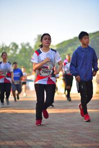 BIB: 7907
                            <button type="button" onclick="openModal(6510187)" class="btn btn-primary btn-sm float-right btn-popup" data-toggle="modal" data-target=".modal-high-quality">
                        <i class="fas fa-shopping-cart"></i> Add to Cart
                    </button>
                                            <button type="button" onclick="isThisMe(6510187, true)" class="btn btn-success btn-sm float-right btn-popup btn-isme hidden" data-toggle="tooltip" data-placement="bottom" title="นี่คือรูปของคุณใช่ไหม คลิกที่นี่เพื่อเอาเข้าอัลบั้ม">
                        <i class="fas fa-plus"></i> Add to album
                    </button>
                    <button type="button" onclick="isThisMe(6510187, false)" class="btn btn-warning btn-sm float-right btn-popup btn-isnotme hidden">
                        <i class="fas fa-ban"></i> Remove from album
                    </button>