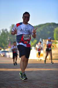 BIB: 6223
                            <button type="button" onclick="openModal(6508331)" class="btn btn-primary btn-sm float-right btn-popup" data-toggle="modal" data-target=".modal-high-quality">
                        <i class="fas fa-shopping-cart"></i> Add to Cart
                    </button>
                                            <button type="button" onclick="isThisMe(6508331, true)" class="btn btn-success btn-sm float-right btn-popup btn-isme hidden" data-toggle="tooltip" data-placement="bottom" title="นี่คือรูปของคุณใช่ไหม คลิกที่นี่เพื่อเอาเข้าอัลบั้ม">
                        <i class="fas fa-plus"></i> Add to album
                    </button>
                    <button type="button" onclick="isThisMe(6508331, false)" class="btn btn-warning btn-sm float-right btn-popup btn-isnotme hidden">
                        <i class="fas fa-ban"></i> Remove from album
                    </button>