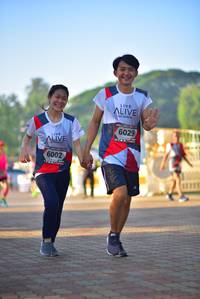 BIB: 6029, 6002
                            <button type="button" onclick="openModal(6509717)" class="btn btn-primary btn-sm float-right btn-popup" data-toggle="modal" data-target=".modal-high-quality">
                        <i class="fas fa-shopping-cart"></i> Add to Cart
                    </button>
                                            <button type="button" onclick="isThisMe(6509717, true)" class="btn btn-success btn-sm float-right btn-popup btn-isme hidden" data-toggle="tooltip" data-placement="bottom" title="นี่คือรูปของคุณใช่ไหม คลิกที่นี่เพื่อเอาเข้าอัลบั้ม">
                        <i class="fas fa-plus"></i> Add to album
                    </button>
                    <button type="button" onclick="isThisMe(6509717, false)" class="btn btn-warning btn-sm float-right btn-popup btn-isnotme hidden">
                        <i class="fas fa-ban"></i> Remove from album
                    </button>