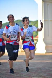 BIB: 525, 6430, 6345
                            <button type="button" onclick="openModal(6509228)" class="btn btn-primary btn-sm float-right btn-popup" data-toggle="modal" data-target=".modal-high-quality">
                        <i class="fas fa-shopping-cart"></i> Add to Cart
                    </button>
                                            <button type="button" onclick="isThisMe(6509228, true)" class="btn btn-success btn-sm float-right btn-popup btn-isme hidden" data-toggle="tooltip" data-placement="bottom" title="นี่คือรูปของคุณใช่ไหม คลิกที่นี่เพื่อเอาเข้าอัลบั้ม">
                        <i class="fas fa-plus"></i> Add to album
                    </button>
                    <button type="button" onclick="isThisMe(6509228, false)" class="btn btn-warning btn-sm float-right btn-popup btn-isnotme hidden">
                        <i class="fas fa-ban"></i> Remove from album
                    </button>