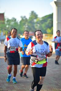 BIB: 6201, 7992
                            <button type="button" onclick="openModal(6504857)" class="btn btn-primary btn-sm float-right btn-popup" data-toggle="modal" data-target=".modal-high-quality">
                        <i class="fas fa-shopping-cart"></i> Add to Cart
                    </button>
                                            <button type="button" onclick="isThisMe(6504857, true)" class="btn btn-success btn-sm float-right btn-popup btn-isme hidden" data-toggle="tooltip" data-placement="bottom" title="นี่คือรูปของคุณใช่ไหม คลิกที่นี่เพื่อเอาเข้าอัลบั้ม">
                        <i class="fas fa-plus"></i> Add to album
                    </button>
                    <button type="button" onclick="isThisMe(6504857, false)" class="btn btn-warning btn-sm float-right btn-popup btn-isnotme hidden">
                        <i class="fas fa-ban"></i> Remove from album
                    </button>