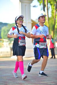 BIB: 7863, 7648
                            <button type="button" onclick="openModal(6509087)" class="btn btn-primary btn-sm float-right btn-popup" data-toggle="modal" data-target=".modal-high-quality">
                        <i class="fas fa-shopping-cart"></i> Add to Cart
                    </button>
                                            <button type="button" onclick="isThisMe(6509087, true)" class="btn btn-success btn-sm float-right btn-popup btn-isme hidden" data-toggle="tooltip" data-placement="bottom" title="นี่คือรูปของคุณใช่ไหม คลิกที่นี่เพื่อเอาเข้าอัลบั้ม">
                        <i class="fas fa-plus"></i> Add to album
                    </button>
                    <button type="button" onclick="isThisMe(6509087, false)" class="btn btn-warning btn-sm float-right btn-popup btn-isnotme hidden">
                        <i class="fas fa-ban"></i> Remove from album
                    </button>