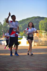 BIB: 7098, 7176
                            <button type="button" onclick="openModal(6507809)" class="btn btn-primary btn-sm float-right btn-popup" data-toggle="modal" data-target=".modal-high-quality">
                        <i class="fas fa-shopping-cart"></i> Add to Cart
                    </button>
                                            <button type="button" onclick="isThisMe(6507809, true)" class="btn btn-success btn-sm float-right btn-popup btn-isme hidden" data-toggle="tooltip" data-placement="bottom" title="นี่คือรูปของคุณใช่ไหม คลิกที่นี่เพื่อเอาเข้าอัลบั้ม">
                        <i class="fas fa-plus"></i> Add to album
                    </button>
                    <button type="button" onclick="isThisMe(6507809, false)" class="btn btn-warning btn-sm float-right btn-popup btn-isnotme hidden">
                        <i class="fas fa-ban"></i> Remove from album
                    </button>