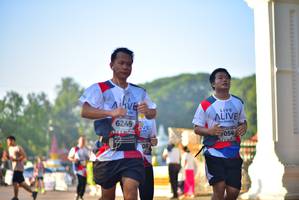 BIB: 6249, 054
                            <button type="button" onclick="openModal(6509549)" class="btn btn-primary btn-sm float-right btn-popup" data-toggle="modal" data-target=".modal-high-quality">
                        <i class="fas fa-shopping-cart"></i> Add to Cart
                    </button>
                                            <button type="button" onclick="isThisMe(6509549, true)" class="btn btn-success btn-sm float-right btn-popup btn-isme hidden" data-toggle="tooltip" data-placement="bottom" title="นี่คือรูปของคุณใช่ไหม คลิกที่นี่เพื่อเอาเข้าอัลบั้ม">
                        <i class="fas fa-plus"></i> Add to album
                    </button>
                    <button type="button" onclick="isThisMe(6509549, false)" class="btn btn-warning btn-sm float-right btn-popup btn-isnotme hidden">
                        <i class="fas fa-ban"></i> Remove from album
                    </button>