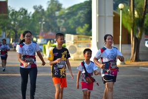 BIB: 6425, 6555, 649
                            <button type="button" onclick="openModal(6506087)" class="btn btn-primary btn-sm float-right btn-popup" data-toggle="modal" data-target=".modal-high-quality">
                        <i class="fas fa-shopping-cart"></i> Add to Cart
                    </button>
                                            <button type="button" onclick="isThisMe(6506087, true)" class="btn btn-success btn-sm float-right btn-popup btn-isme hidden" data-toggle="tooltip" data-placement="bottom" title="นี่คือรูปของคุณใช่ไหม คลิกที่นี่เพื่อเอาเข้าอัลบั้ม">
                        <i class="fas fa-plus"></i> Add to album
                    </button>
                    <button type="button" onclick="isThisMe(6506087, false)" class="btn btn-warning btn-sm float-right btn-popup btn-isnotme hidden">
                        <i class="fas fa-ban"></i> Remove from album
                    </button>