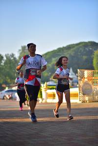 BIB: 7098, 7176
                            <button type="button" onclick="openModal(6507795)" class="btn btn-primary btn-sm float-right btn-popup" data-toggle="modal" data-target=".modal-high-quality">
                        <i class="fas fa-shopping-cart"></i> Add to Cart
                    </button>
                                            <button type="button" onclick="isThisMe(6507795, true)" class="btn btn-success btn-sm float-right btn-popup btn-isme hidden" data-toggle="tooltip" data-placement="bottom" title="นี่คือรูปของคุณใช่ไหม คลิกที่นี่เพื่อเอาเข้าอัลบั้ม">
                        <i class="fas fa-plus"></i> Add to album
                    </button>
                    <button type="button" onclick="isThisMe(6507795, false)" class="btn btn-warning btn-sm float-right btn-popup btn-isnotme hidden">
                        <i class="fas fa-ban"></i> Remove from album
                    </button>